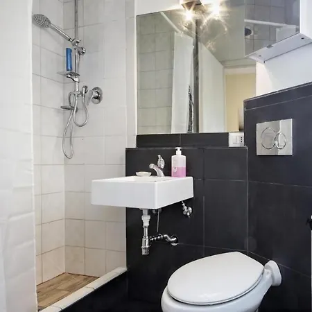 Pezzana@45 Apartment Rome